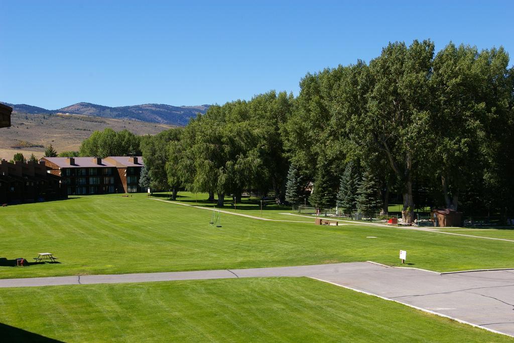 Multi Resorts At Bear Lake Garden City Bagian luar foto